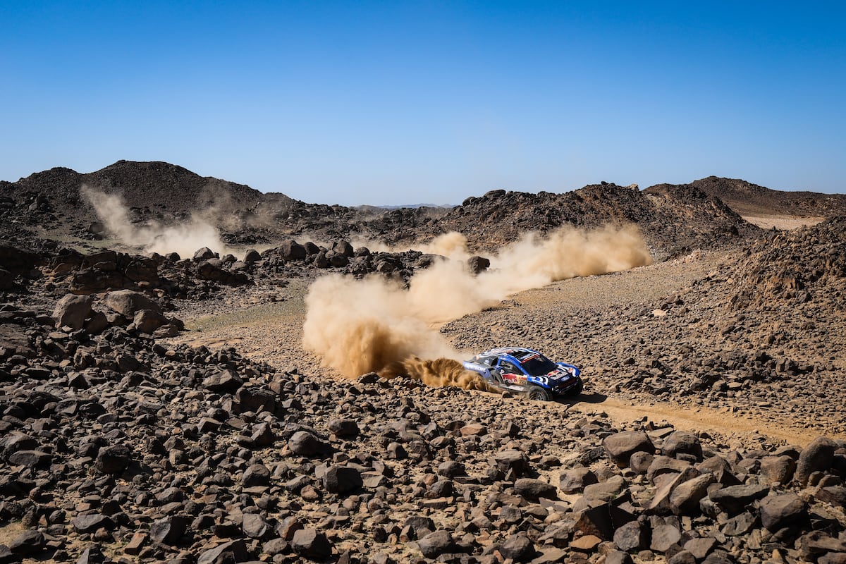 Sainz y Schareina, los españoles que buscan la gloria en el Dakar 2023 en Arabia Saudita