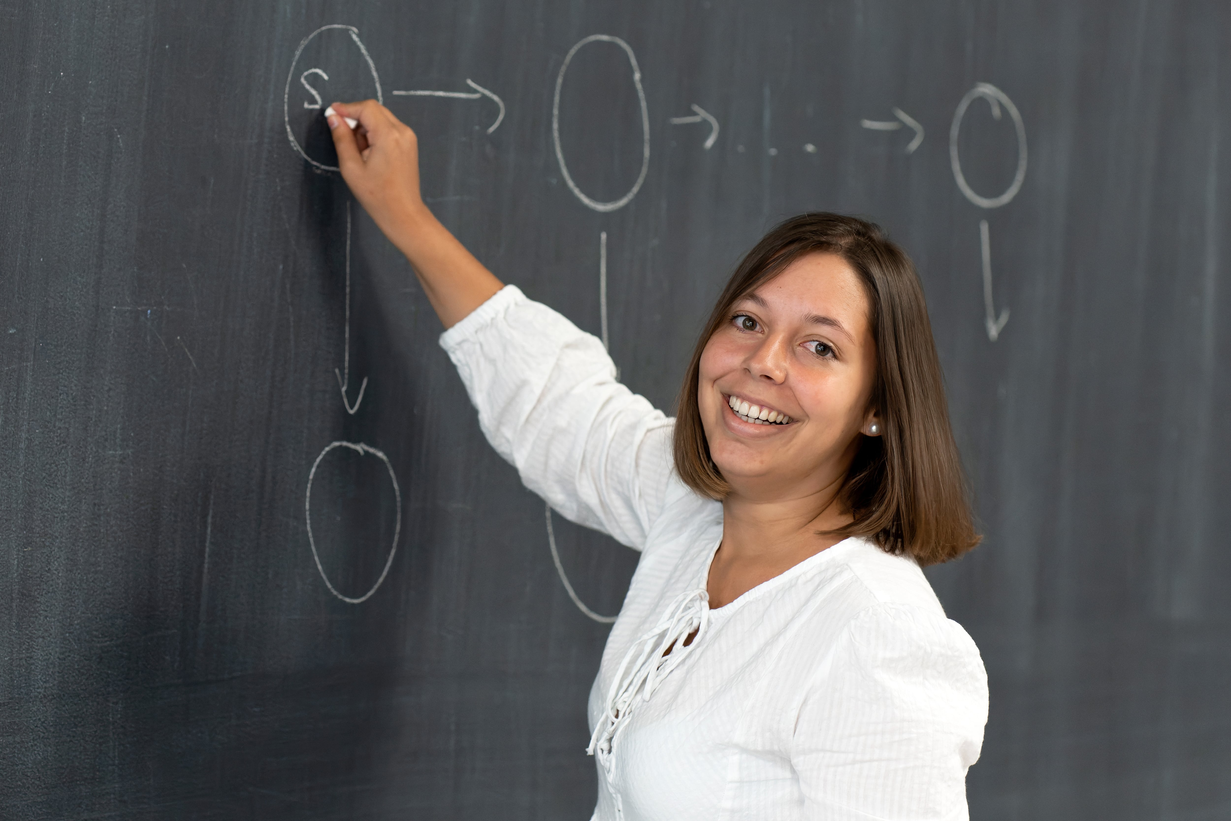 Verónica Álvarez, matemática: “Los algoritmos son herramientas que nos ayudan a tomar decisiones, no vienen a reemplazarnos”