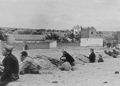 Milicianos del Frente Popular, en el barrio de Usera de Madrid.