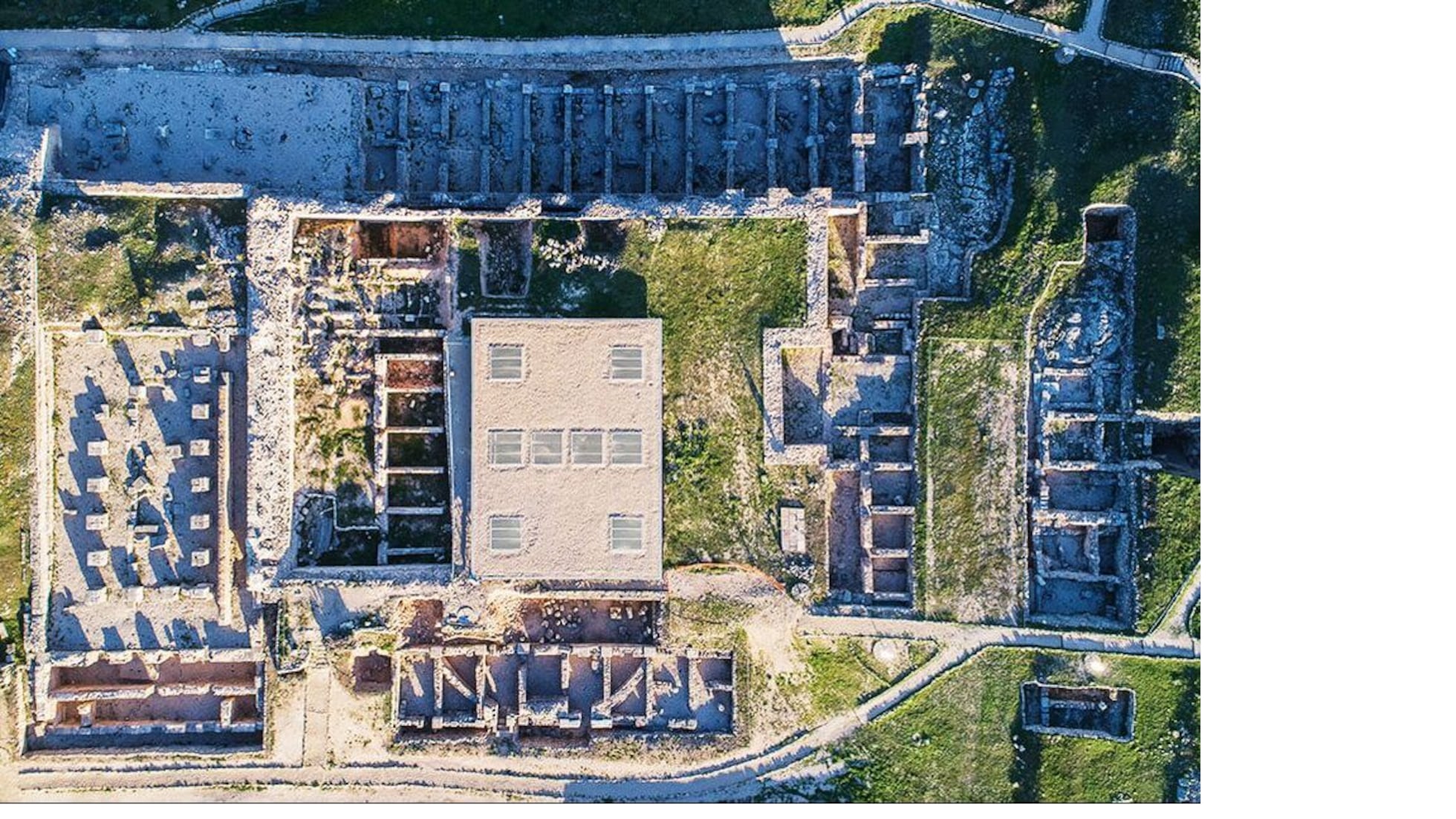 Cuenca: Hallado un “salón de la fama” de estatuas romanas en la ciudad ...