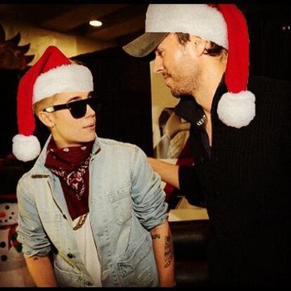 ''Fue bueno verte en Jingle Ball... Felices fiestas para ti y todas las #Beliebers @justinbieber.''. Con estas palabras, Enrique Iglesias se felicitaba de haberse encontrado en una fiesta navideña con Justin Bieber. Y lo compartía con las fans de ambos en Twitter.