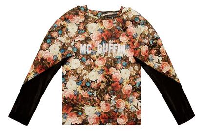 Sudadera floral de Ana Locking (310 euros).