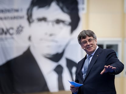 Carles Puigdemont, este sábado en un acto en Elna, en el sur de Francia, para presentar su candidatura a las elecciones catalanas del 12 de mayo.