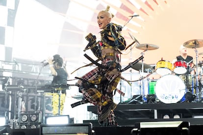 Gwen Stefani and No Doubt during their concert on the second day of Coachella 2024.