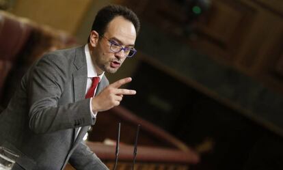 El portaveu del PSOE, Antonio Hernando, avui al Congrés.