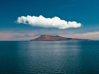 Vista da ilha Amantani, na parte peruana do lago Titicaca.