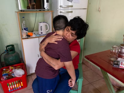 Los sentimientos de miedo, angustia y depresión reportados por los adolescentes aumentan, según el último informe de Unicef Argentina.