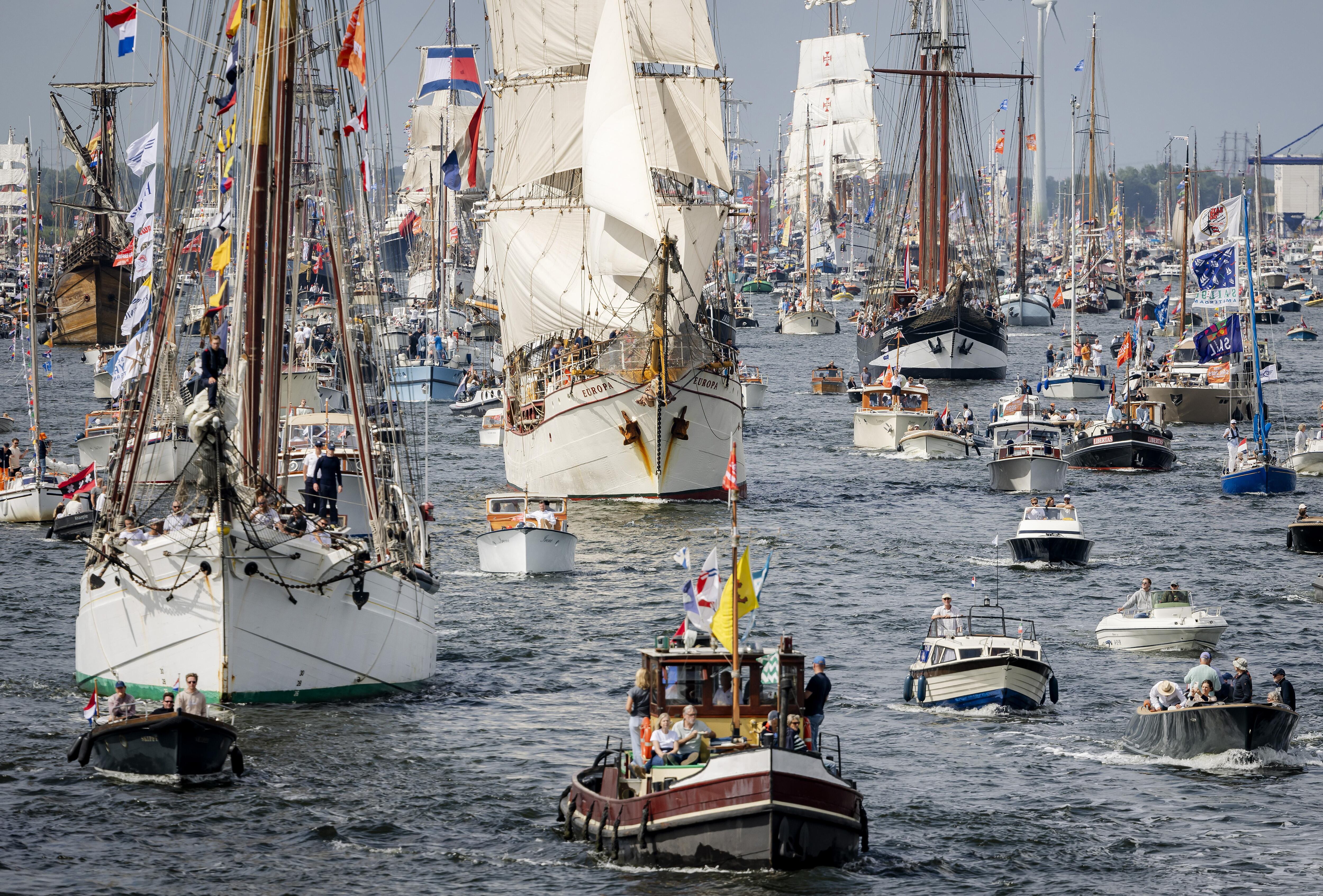 SAIL Ámsterdam: el impresionante festival náutico de patrimonio marítimo inunda la capital de los Países Bajos