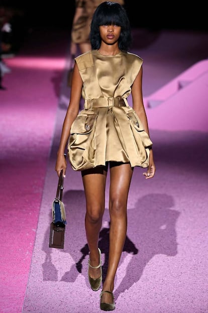 El uniforme militar de Marc Jacobs