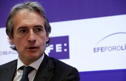 El ministro de Fomento, &Iacute;&ntilde;igo de la Serna, en el Foro L&iacute;deres  de la agencia Efe.