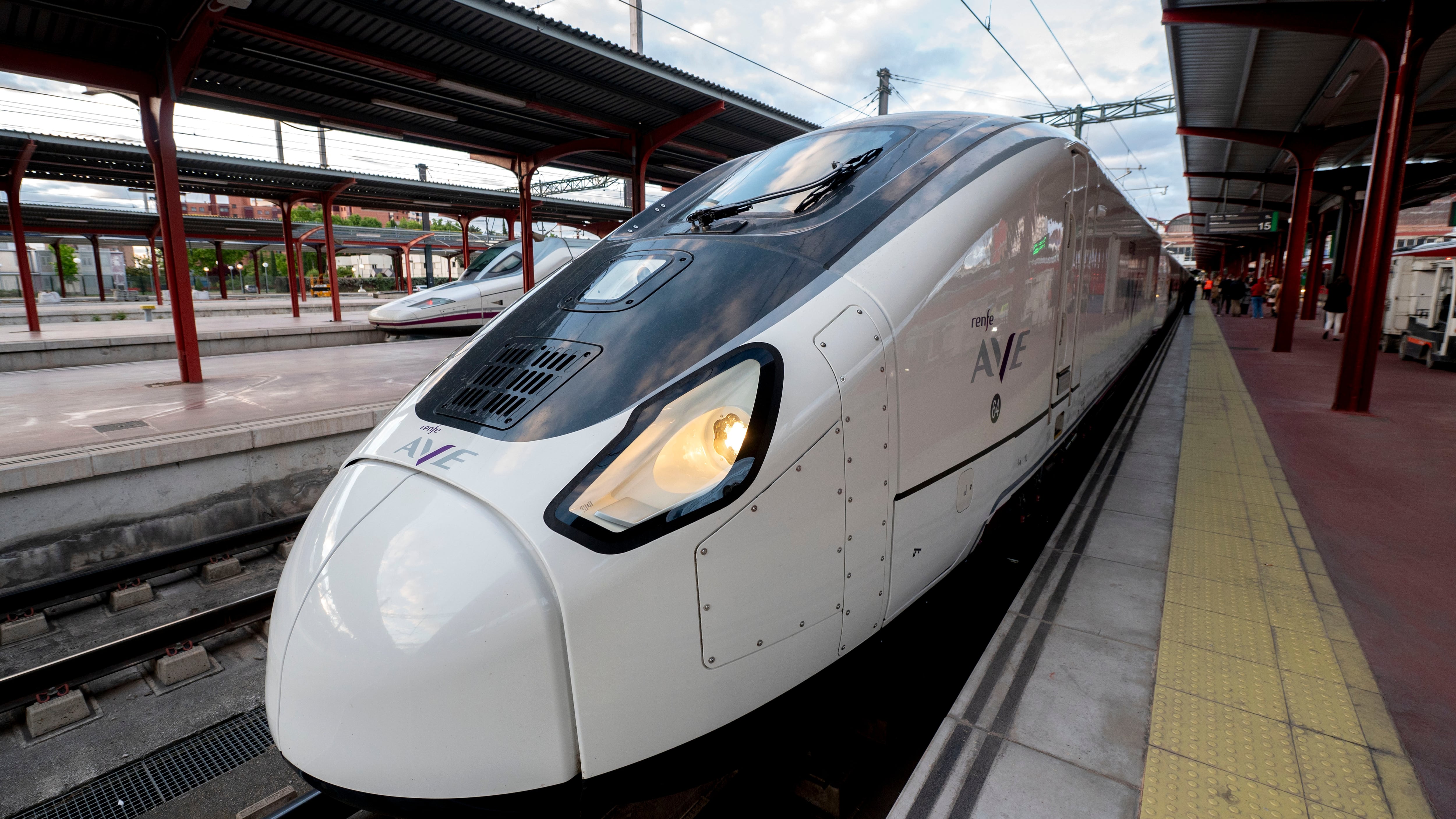 Renfe recibe el respaldo de Seguridad Ferroviaria para operar con los Talgo Avril sin bajar la velocidad