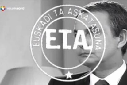 Imagen de Zapatero con el logotipo de ETA estampado sobre su cara.