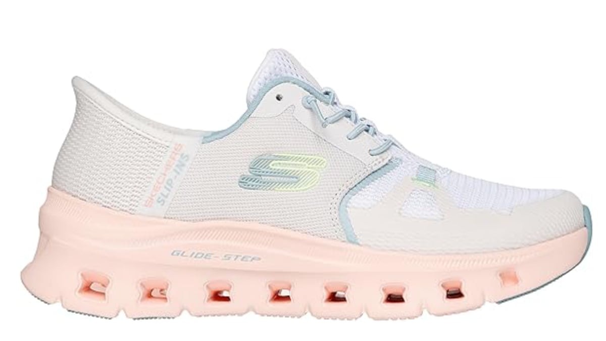 Vista lateral de las zapatillas en oferta para mujer Skechers Glide-Step Pro Slip-On.