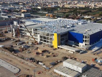 El centro de Ikea en Alfafar, en construcci&oacute;n. 