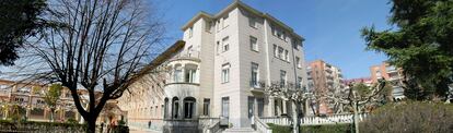 Entrada del colegio Escolapias Sotillo, en Logroño.