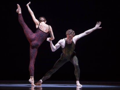 Una escena del ballet 'Frank Bridge Variations', del HET National Ballet de Holanda, en el festival de Montpellier.