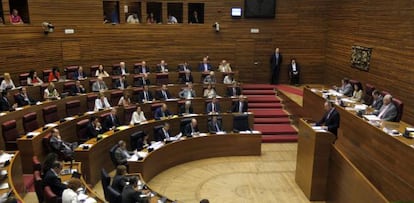 Intervenci&oacute;n del presidente de la Generalitat, Alberto Fabra, en uno de los plenos de las Cortes Valencianas.