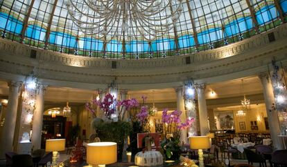 Detalle de la instalación 'Welcome Around', de Carmen Pousa, en el hotel Westin Palace.