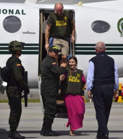 Ángel Sánchez and María Concepción Marlaska arrive Saturday in Bogota.