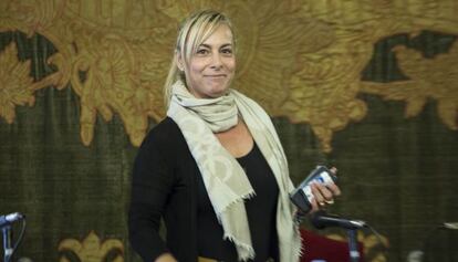La alcaldesa de Alicante, Sonia Castedo, en el pleno en que se votaba excluir a imputados de las listas electorales.
