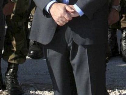 José María Castroviejo en 2008, cuando era embajador de España en Bosnia, durante una visita oficial al contingente militar español.