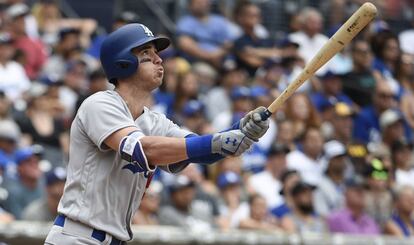 Cody Bellinger de los Dodgers durante un partido en septiembre pasado.