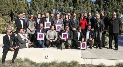 La presidenta de la Academia de Gastronom&iacute;a de la Comunidad Valenciana, Cuchita Lluch (de rojo) junto al consejero M&aacute;ximo Buch y los premiados.
