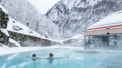 Baños termales de Rocher, centro termolúdico en la estación francesa de Cauterets.