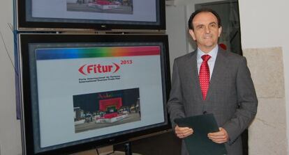 El consejero de Turismo, Rafael Rodr&iacute;guez, presenta el pabell&oacute;n de Fitur para Andaluc&iacute;a.