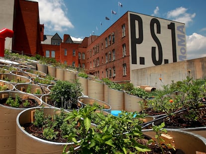 'Public Farm One', una instalación que celebra el tema de la agricultura urbana en el distrito de Queens de la ciudad de Nueva York.