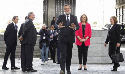 El presidente del Gobierno a su llegada a la asamblea de la CEOE.