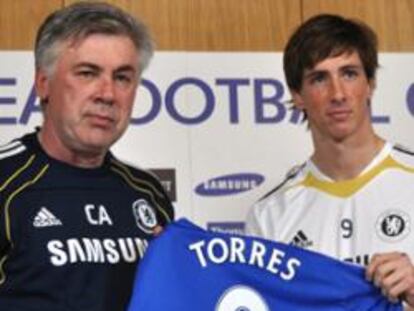 El jugador Fernando Torres en la presentación como nuevo jugador del Chelsea