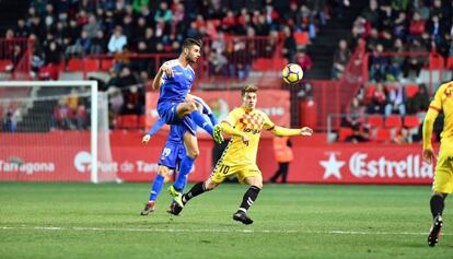 Un moment del partit entre el N&agrave;stic i el Reus.