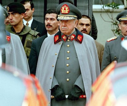 O general Augusto Pinochet, em uma foto de 1997.