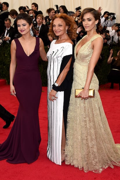 Selena Gomez, Diane Von Furstenberg y Jessica Alba.