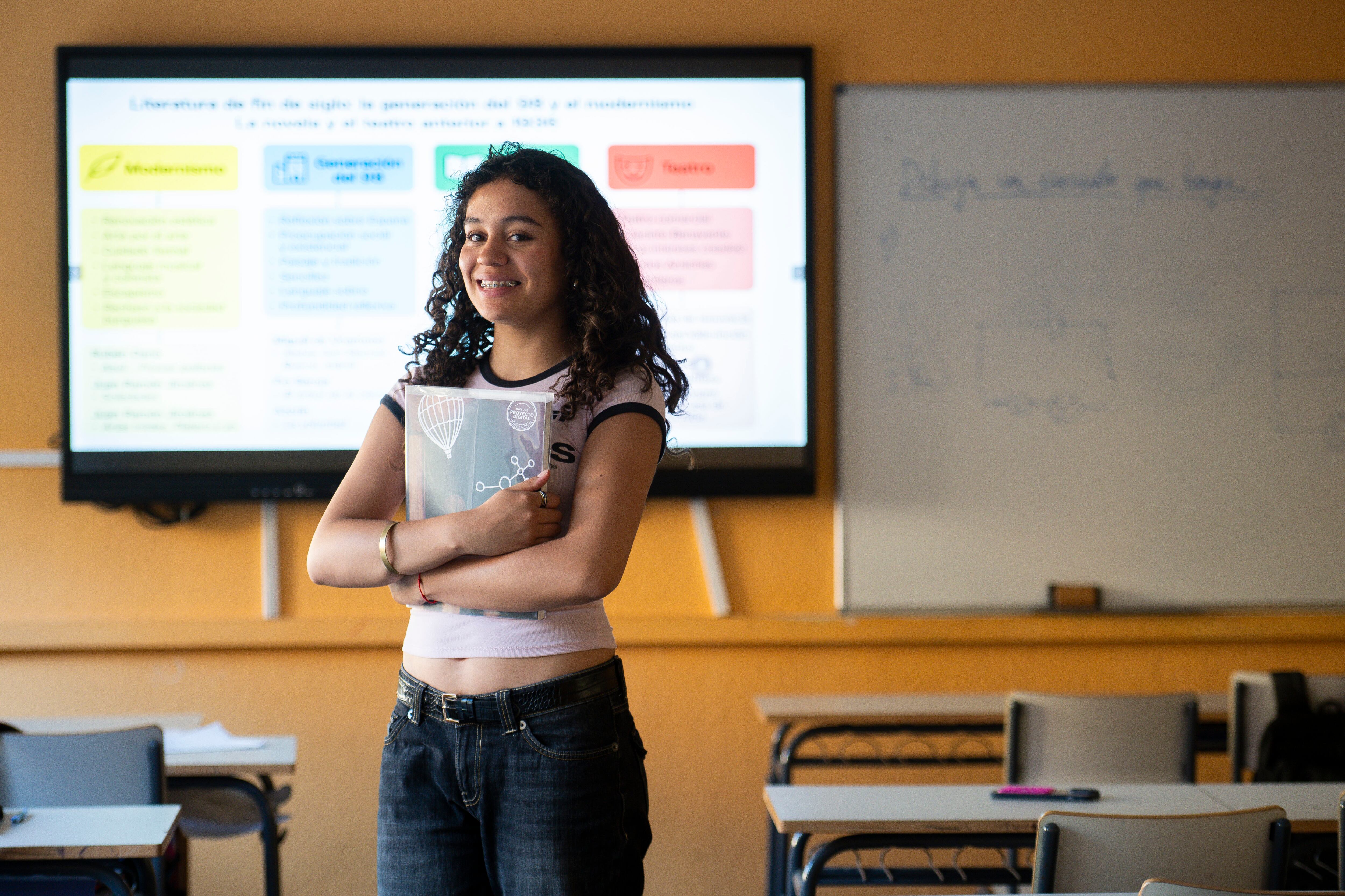 Juliet Machado, estudiante venezolana, en el Instituto de Educación Secundaria Vallecas I en Madrid.