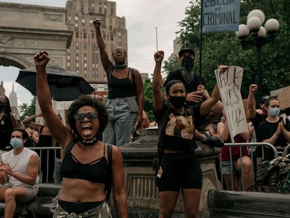 Protestas por la muerte de George Floyd en Washington Square, Nueva York.