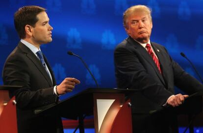 Marco Rubio (à esq.) e Donald Trump.