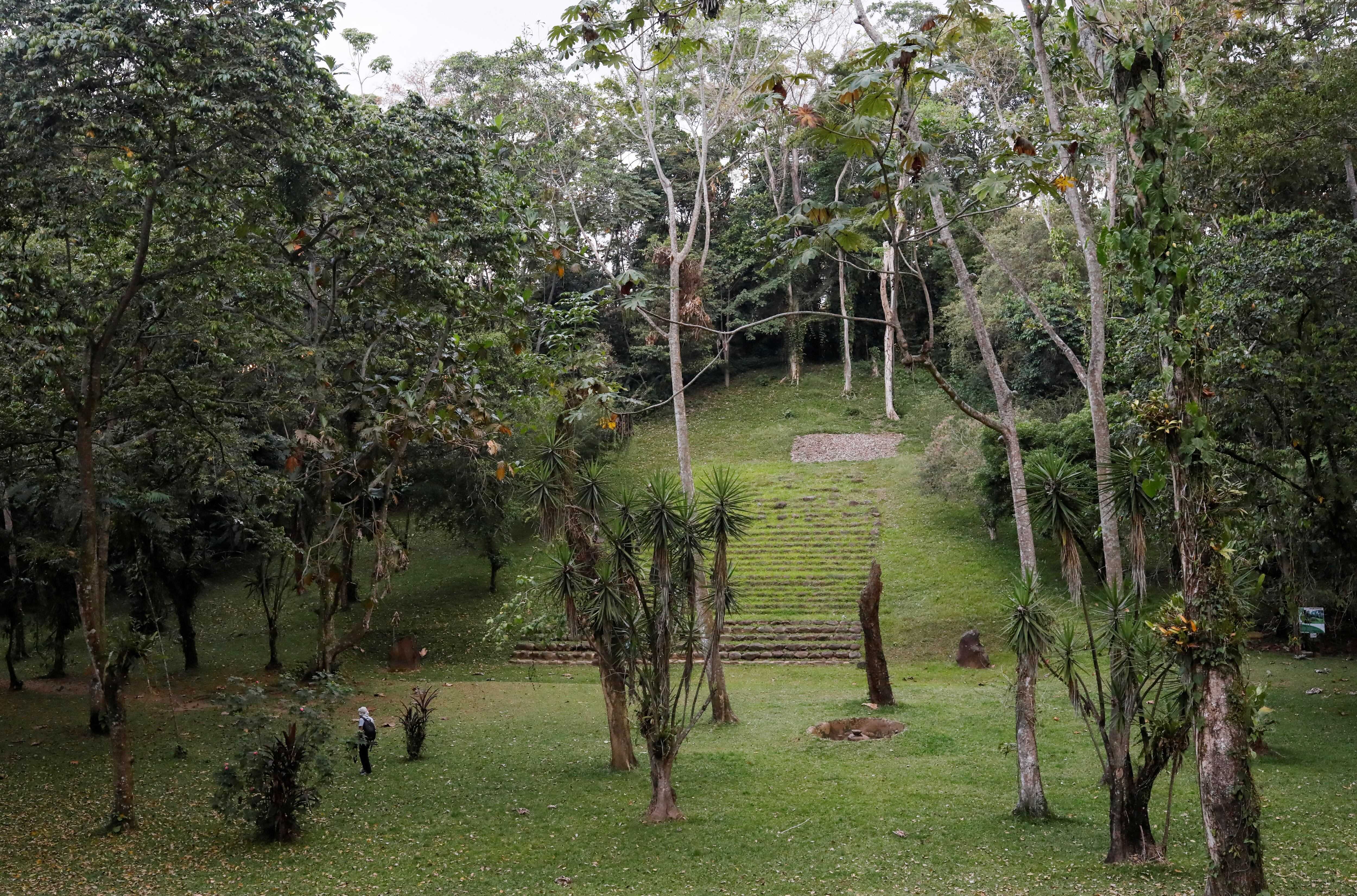 Vista general del Parque Arqueológico Nacional Tak'alik Ab'aj de Guatemala.