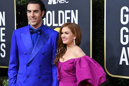 Sacha Baron Cohen, nominado a mejor actor de miniserie o película para televisión por The Spy, formó una pareja en tecnicolor con su mujer, la también actriz Isla Fisher.