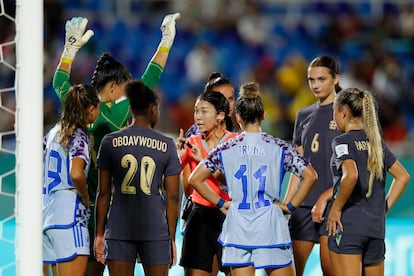 Partido semifinal de la Copa Mundial Femenina sub-17 entre las selecciones de Espa?a e Inglaterra, en el estadio Olmpico Flix Snchez en Santo Domingo (Repblica Dominicana).