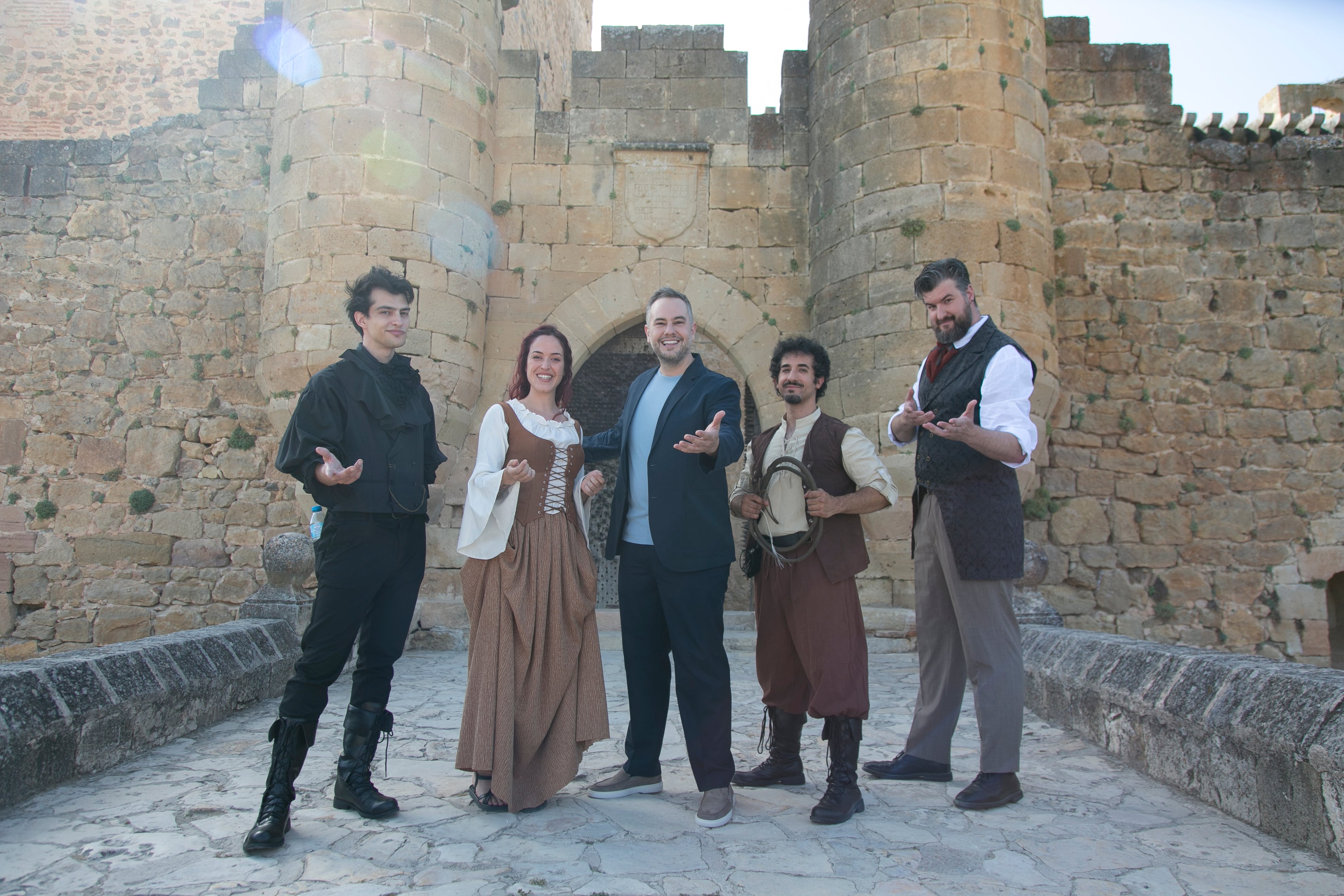 Presentación este martes del espectáculo de magia, en el castillo de Pedraza, liderado por Jorge Blass.
Foto:SANTI BURGOS