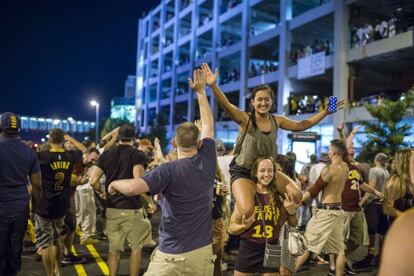 Celebraciones en las calles de Cleveland.