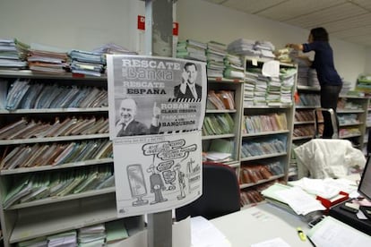 Messages against the evictions in the 32nd Court of First Instance in Madrid.