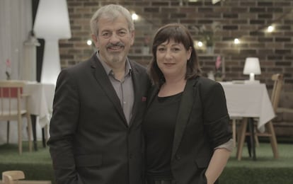 Carlos Sobera y Yolanda Martín, presentador y directora de 'First Dates'.