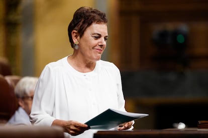La diputada de Bildu Mertxe Aizpurua, en el atril de la Cámara baja.
