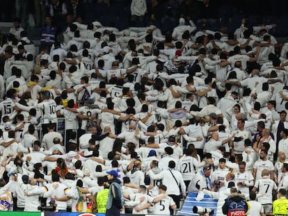 Los aficionados del Real Madrid, en el partido ante el Manchester City.