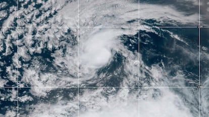 Tormenta tropical Erin, 11 de agosto 2025