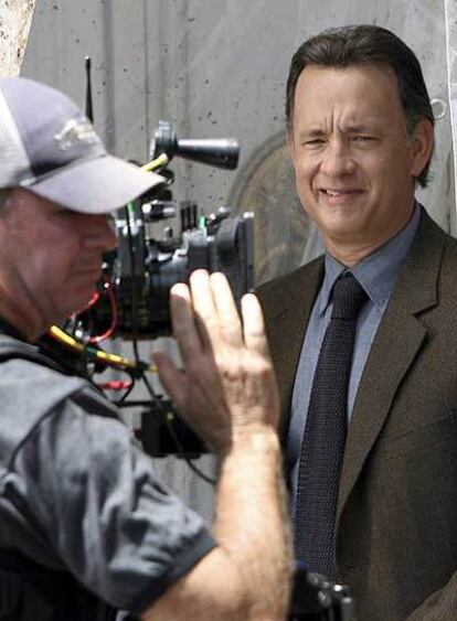 Tom Hanks en el rodaje de <i>Ángeles y demonios</i> en Roma.