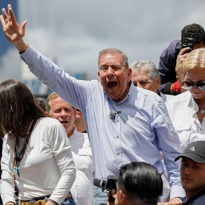 Opposition presidential candidate Edmundo Gonzalez leads a demonstration against the official election results that declared that President Nicolas Maduro won reelection in Caracas, Venezuela, Tuesday, July 30, 2024. (AP Photo/Cristian Hernandez)